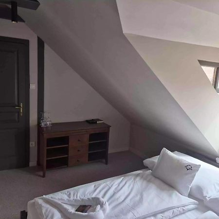 Barka Galeria Hotel Es Etterem Tallya ภายนอก รูปภาพ