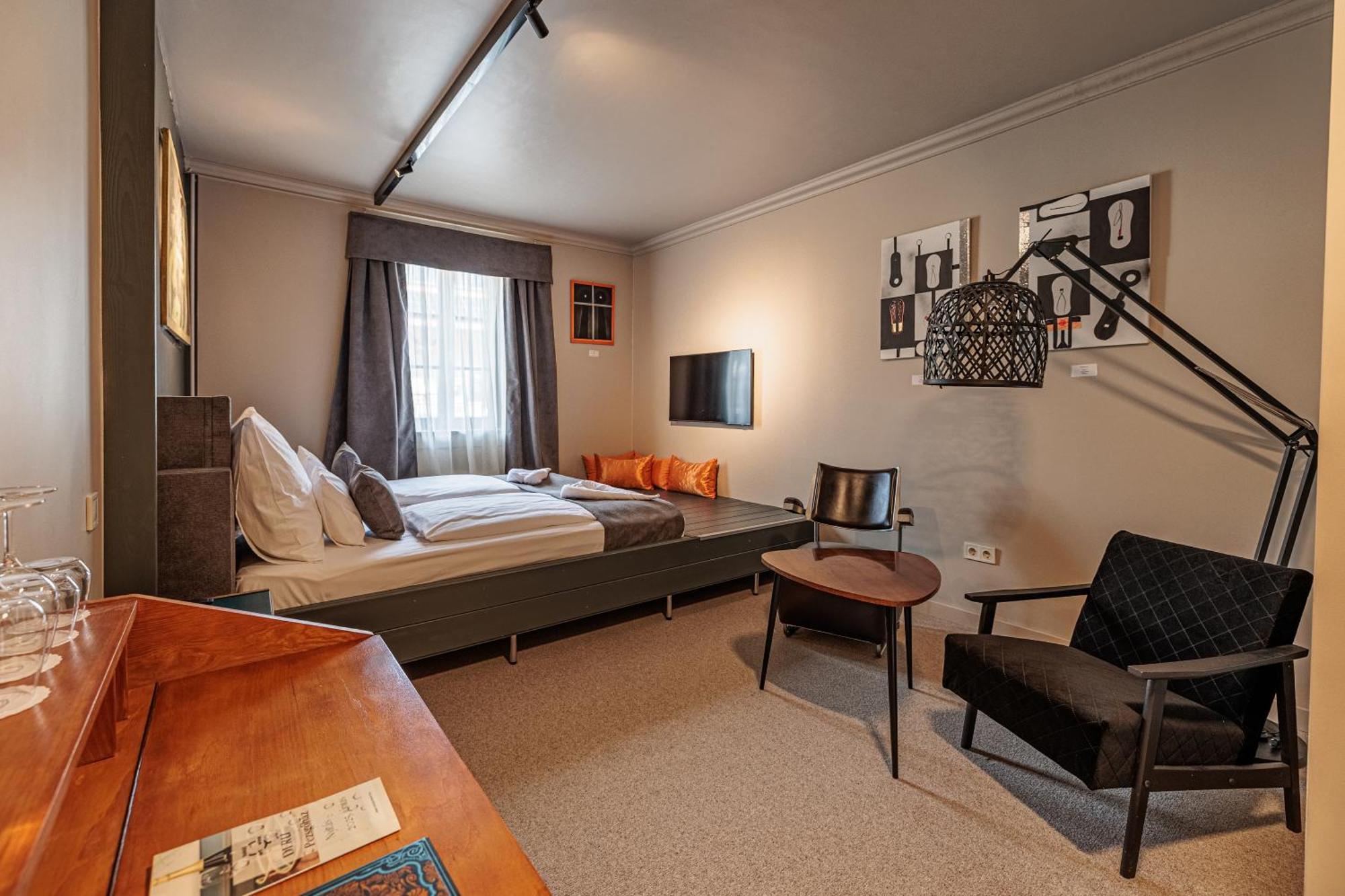 Barka Galeria Hotel Es Etterem Tallya ภายนอก รูปภาพ