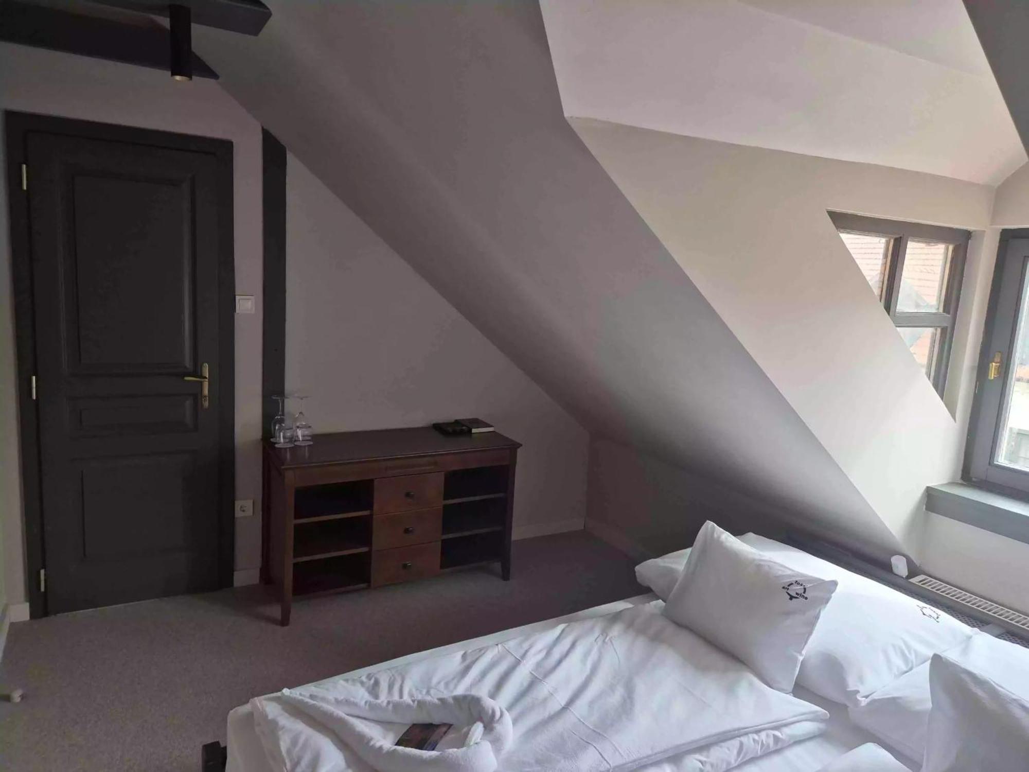 Barka Galeria Hotel Es Etterem Tallya ภายนอก รูปภาพ