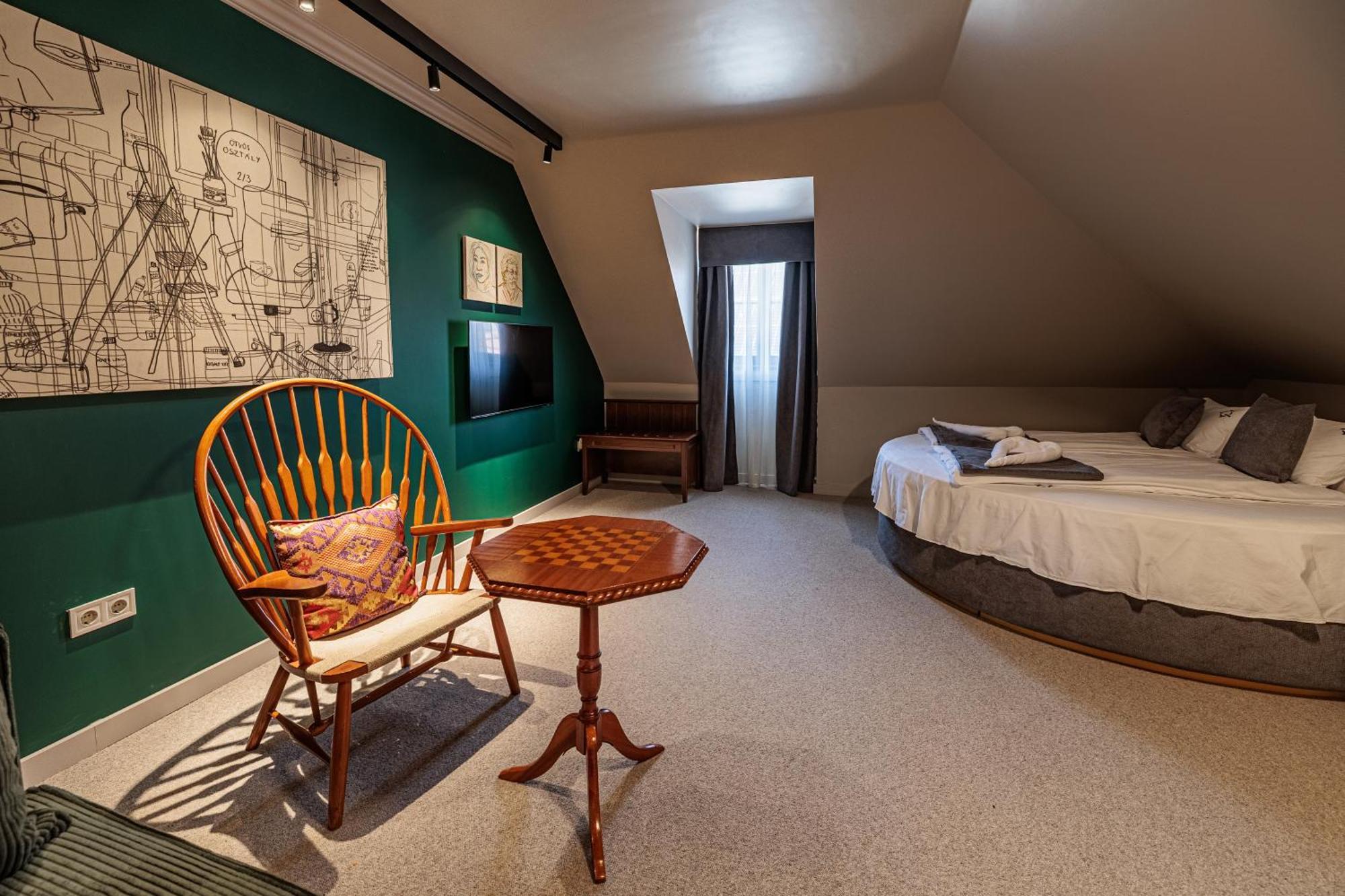 Barka Galeria Hotel Es Etterem Tallya ภายนอก รูปภาพ