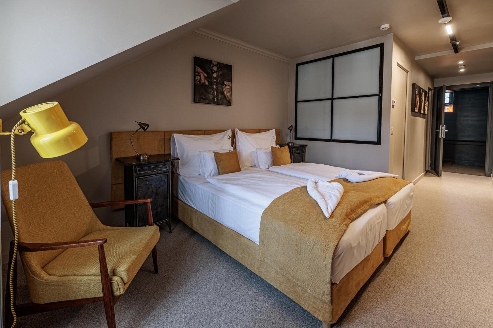 Barka Galeria Hotel Es Etterem Tallya ภายนอก รูปภาพ