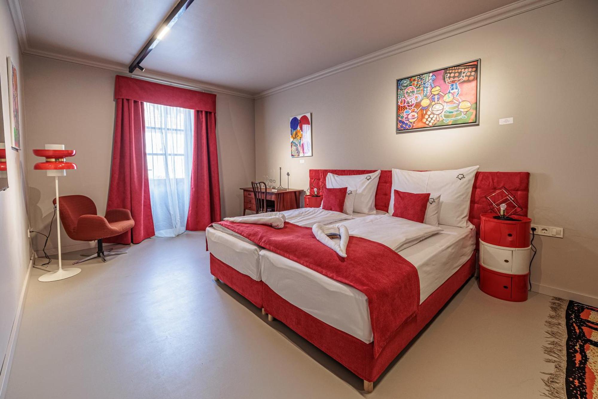Barka Galeria Hotel Es Etterem Tallya ภายนอก รูปภาพ